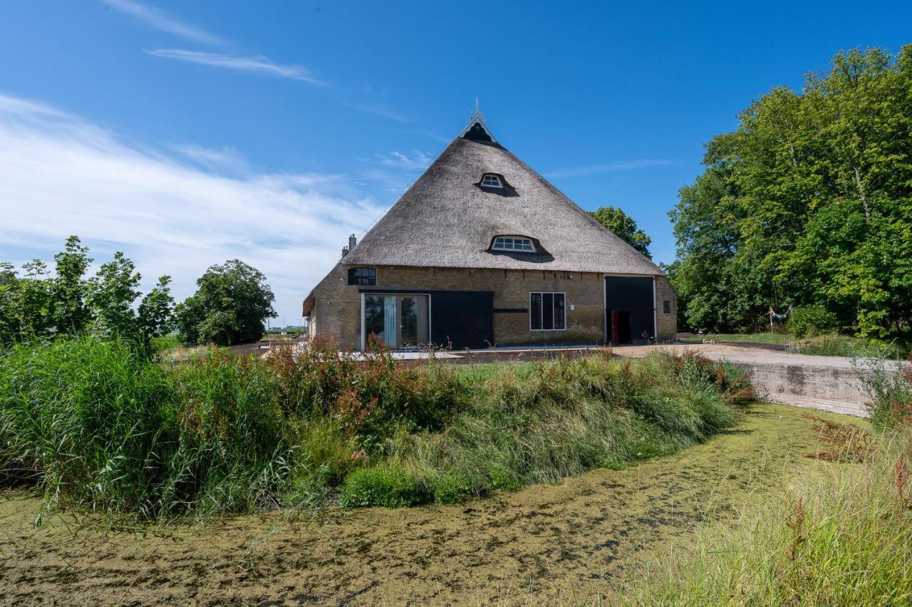 Appartement De Dageraad In Monumentale Boerderij Kimswerd Zewnętrze zdjęcie