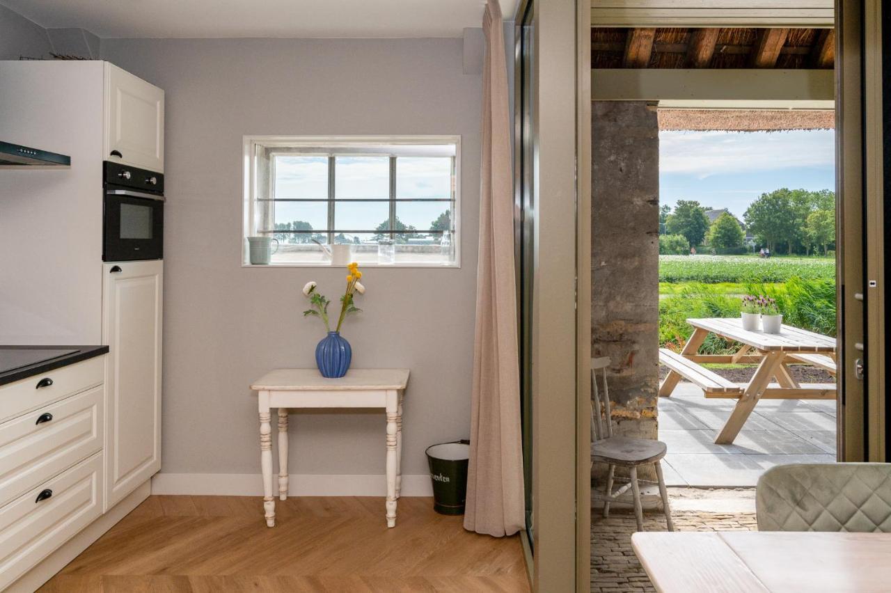 Appartement De Dageraad In Monumentale Boerderij Kimswerd Zewnętrze zdjęcie