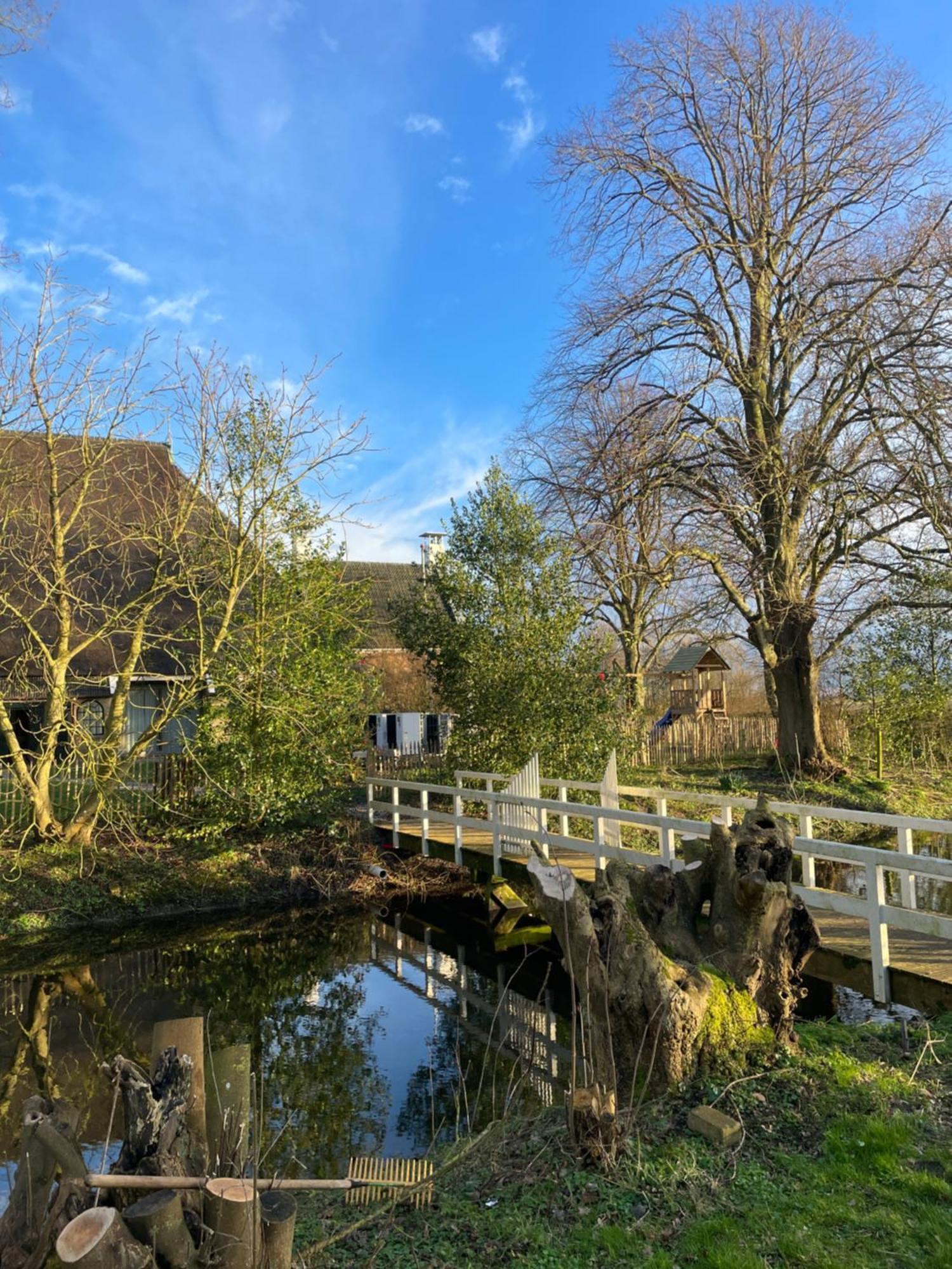 Appartement De Dageraad In Monumentale Boerderij Kimswerd Zewnętrze zdjęcie